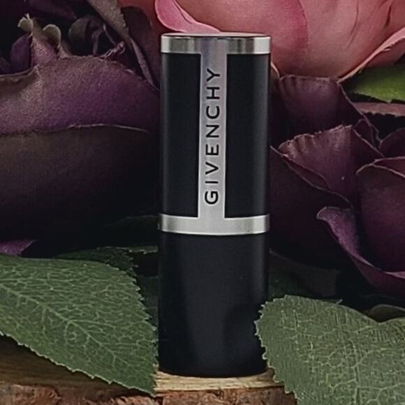 NEW Two (2) Givenchy Le Rouge Stiletto Matte Lipsticks .04oz (Valentine Red) - Picture 6 of 13